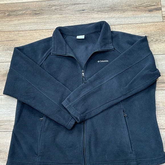 Columbia Charcoal Fleece Jacket - Picture 1 of 5